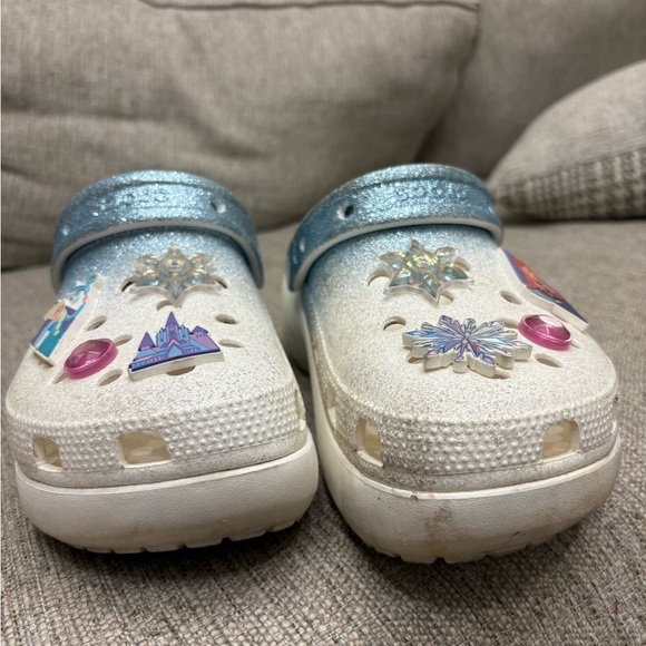 Frozen Crocs - Picture 2 of 10